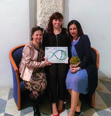 Evelina Isola, Alice Signaigo e Valia Galdi con il meritatissimo premio Anello Verde