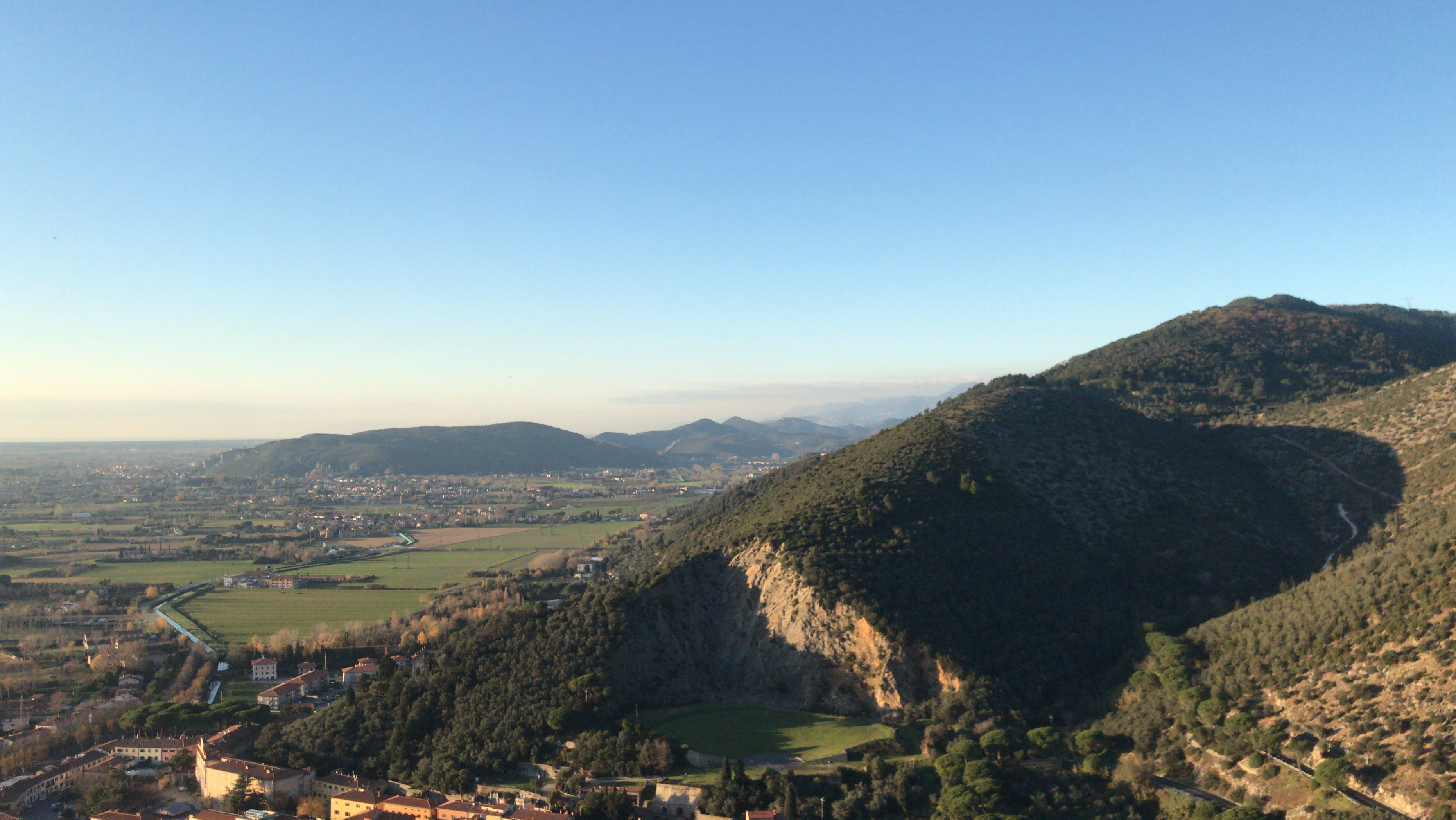 Vista fra San Giuliano Terme e Vecchiano